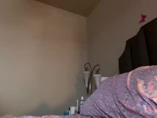 kate4unow broadcast cum shows featuring this hottie shamelessly getting an incredible orgasm