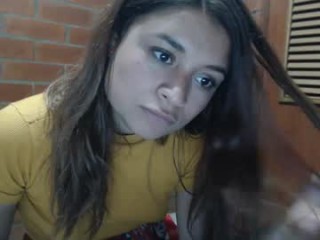 meliinna_xxx  webcam sex