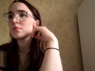 lisashyyy broadcast squirting sessions with a heavy degree of amazingly hot anal paly